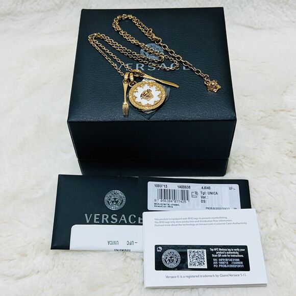 Versace Medusa Gold Miniature Plate Greca Engraved Pendant Necklace NWT $675 - Picture 9 of 14